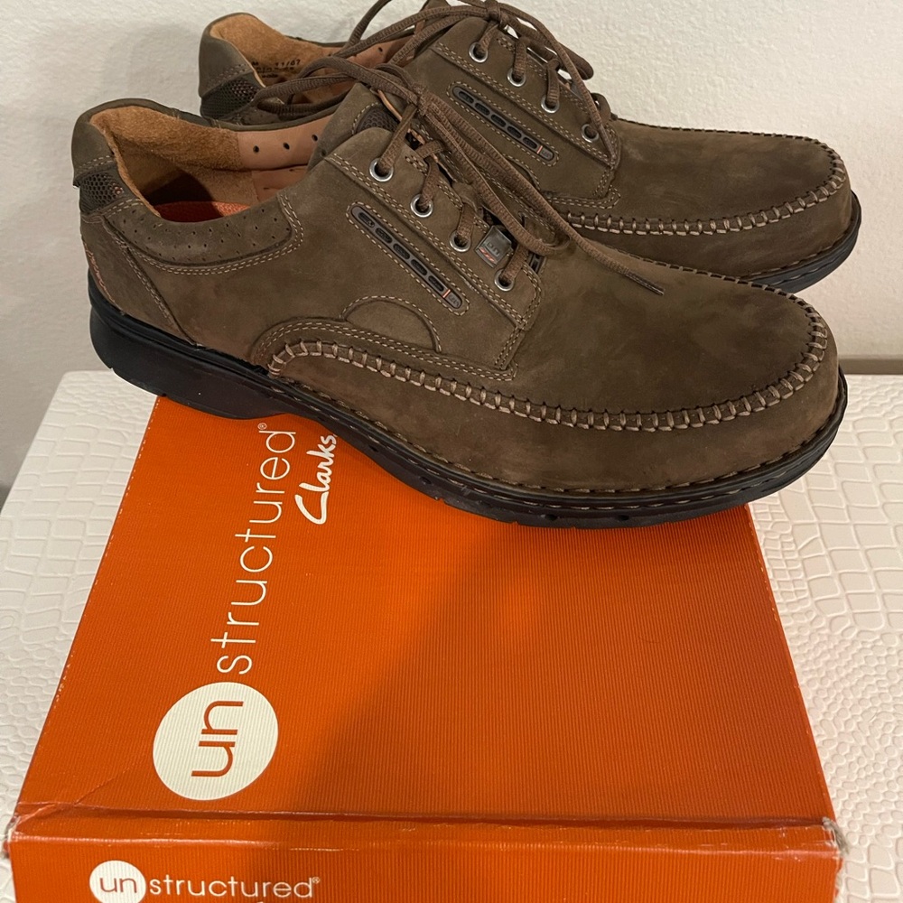 NWT Clarks Unstructured mens size 12.